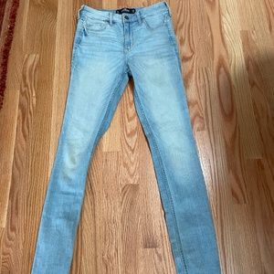 Hollister High-Rise Super Skinny Jeans 1L (25x32)